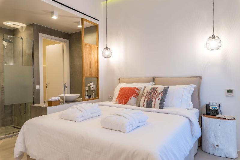 Bluetopia Suites Mykonos Town Экстерьер фото