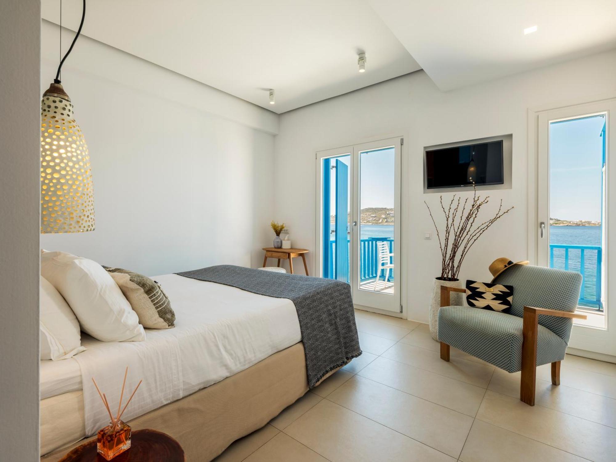 Bluetopia Suites Mykonos Town Экстерьер фото