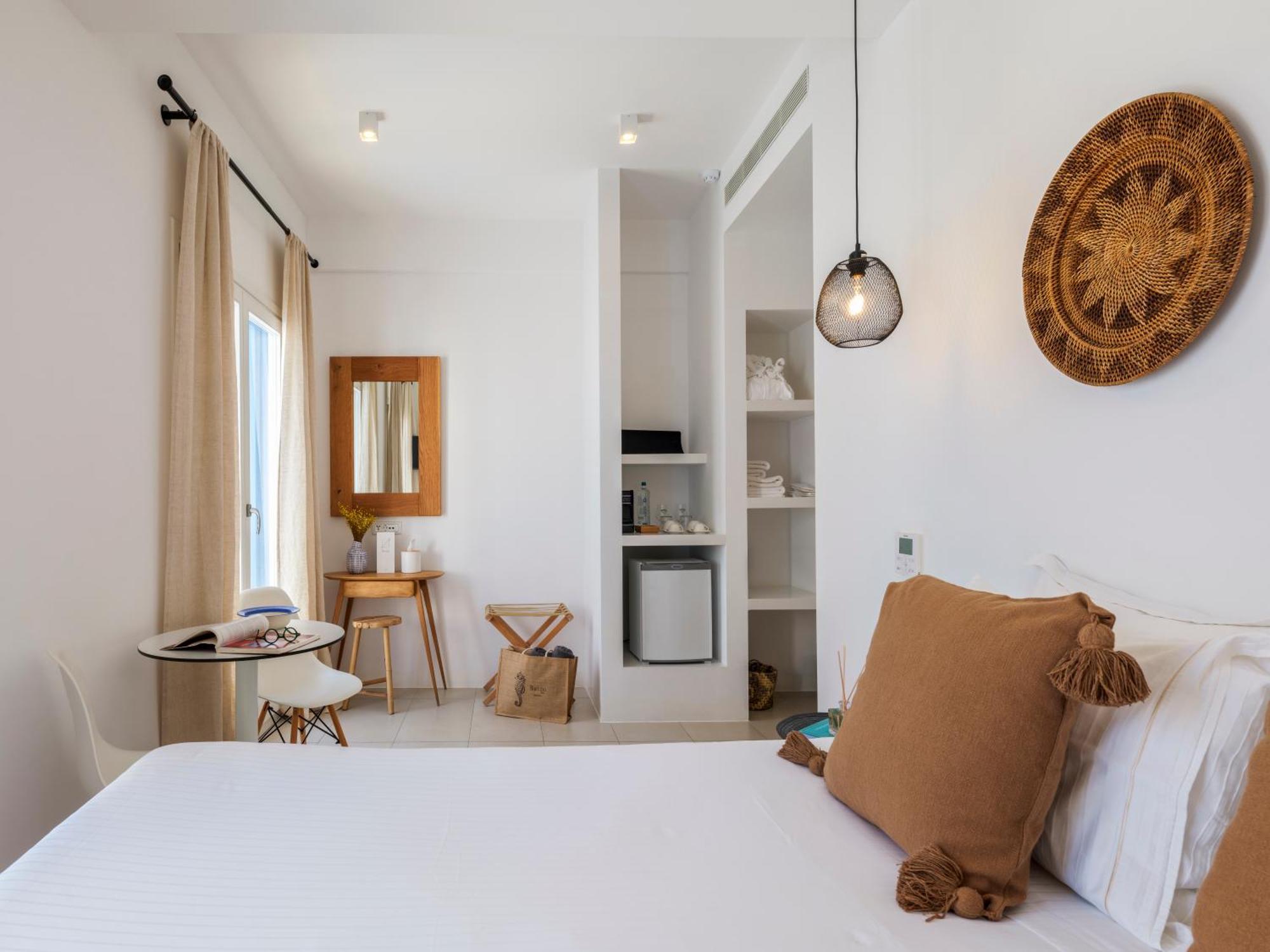 Bluetopia Suites Mykonos Town Экстерьер фото