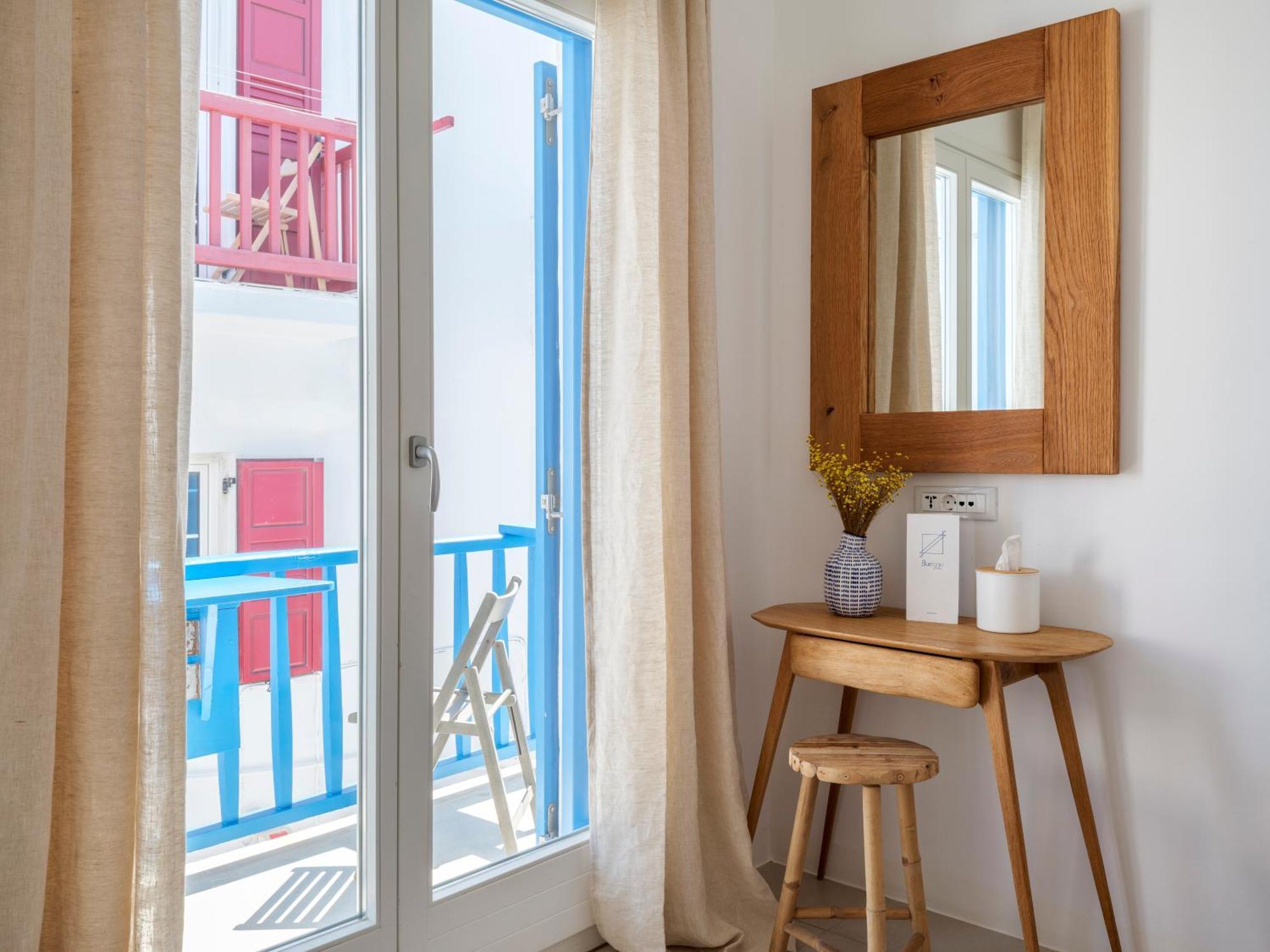 Bluetopia Suites Mykonos Town Экстерьер фото